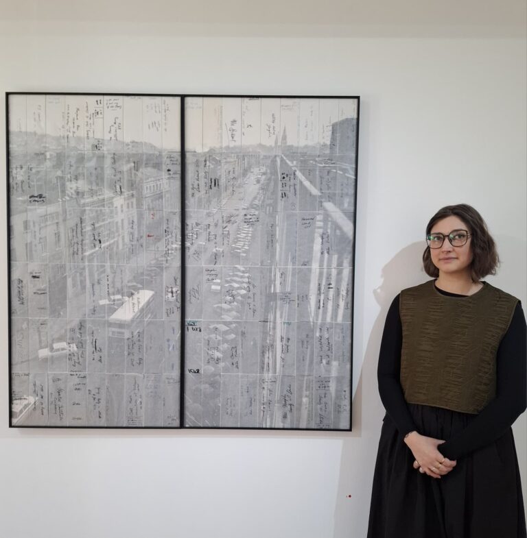 Elize de Beer 2026 Biscuit Tin Nostalgia